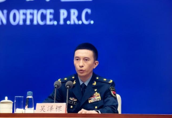 长宏策略 美军担心事情发生了，中国举行93大阅兵，解放军新型高超弹将亮相